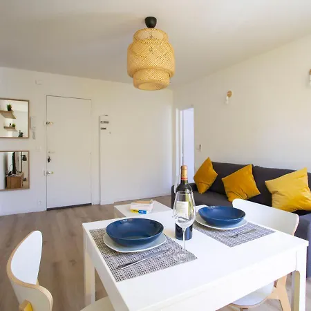 Azureen Apartment Nice